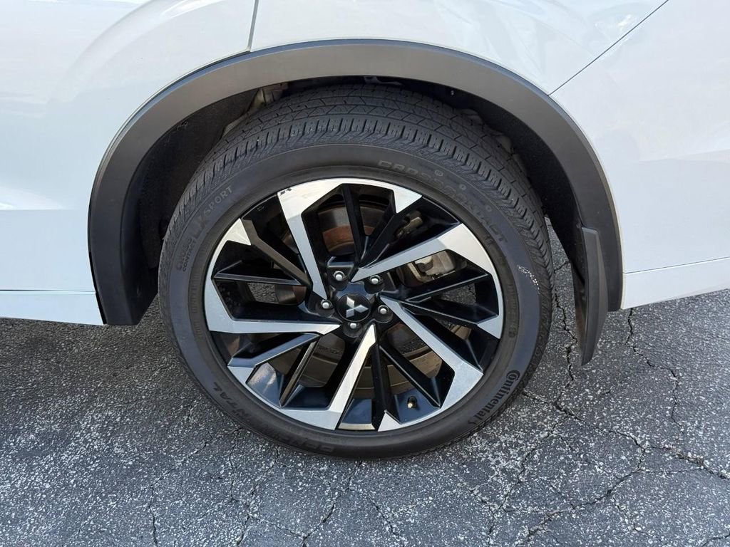 Used 2022 Mitsubishi Outlander SEL image 6