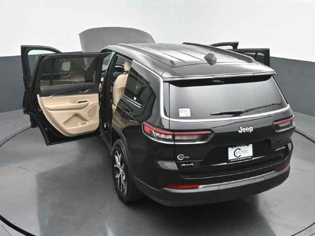 Used 2025 Jeep Grand Cherokee L Limited w/ Trailer Tow Package AWD/4WD image 60