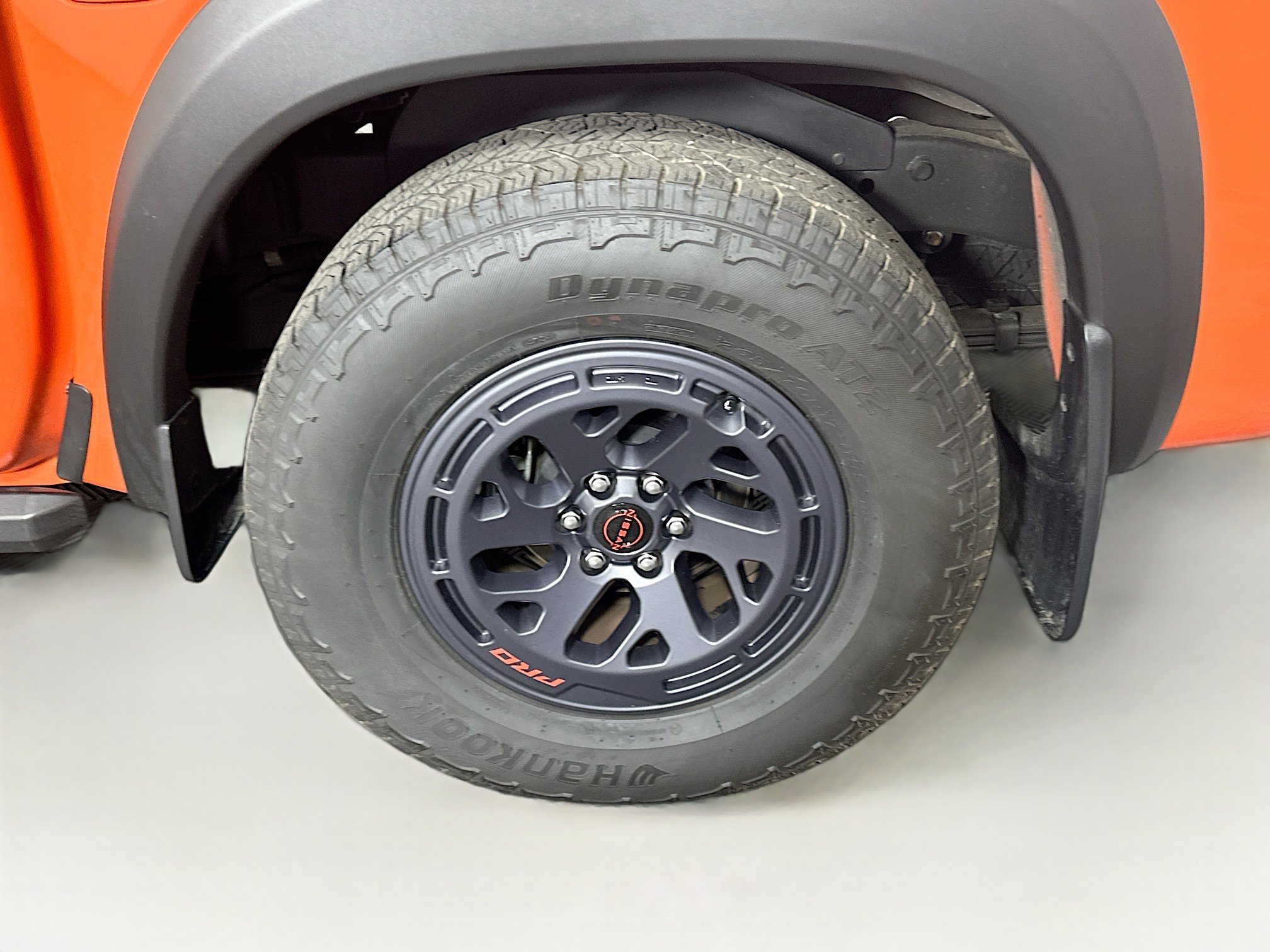 Used 2025 Nissan Frontier Pro-X w/ Pro Convenience Package image 11