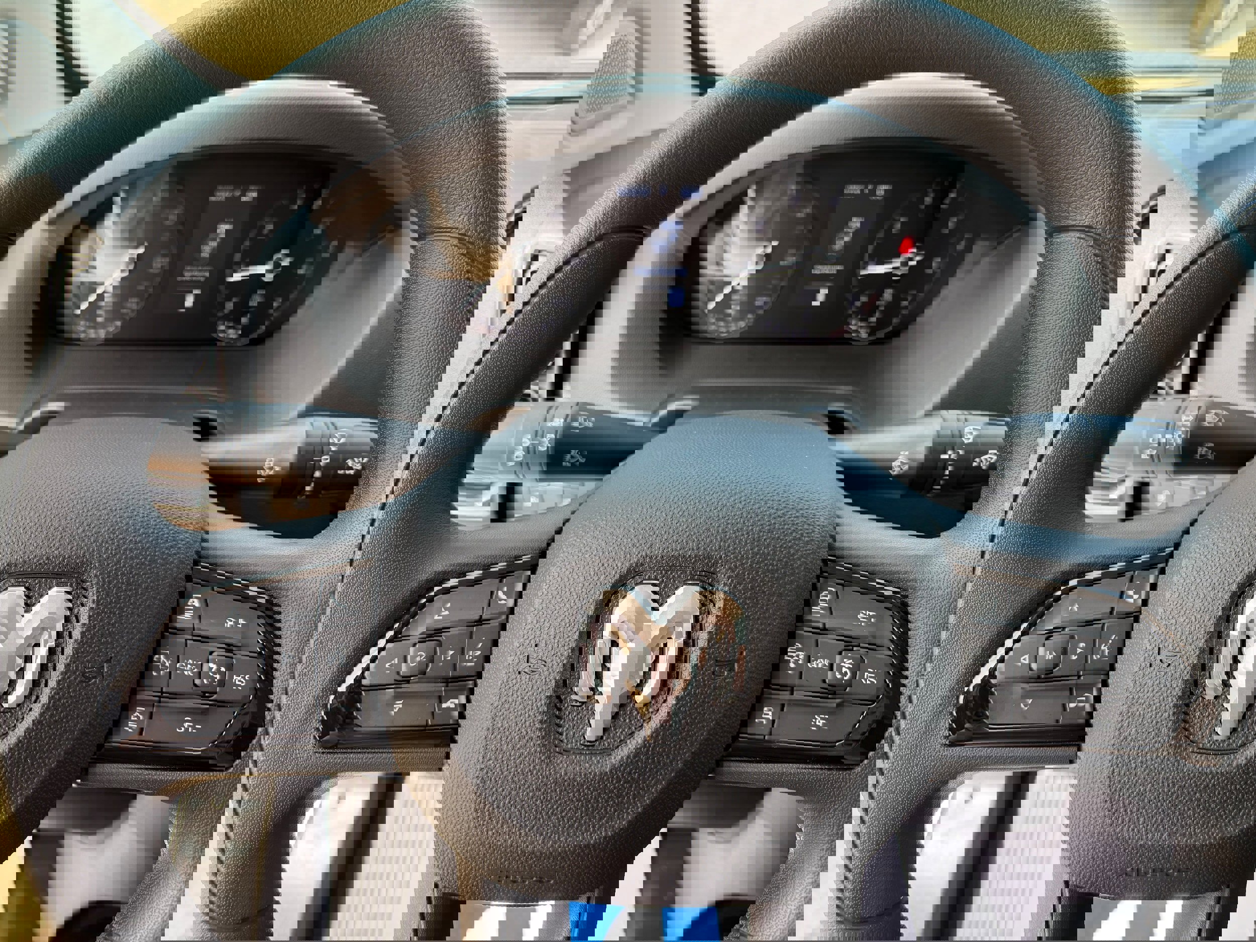 New 2025 RAM ProMaster 2500 w/ Convenience Group image 8