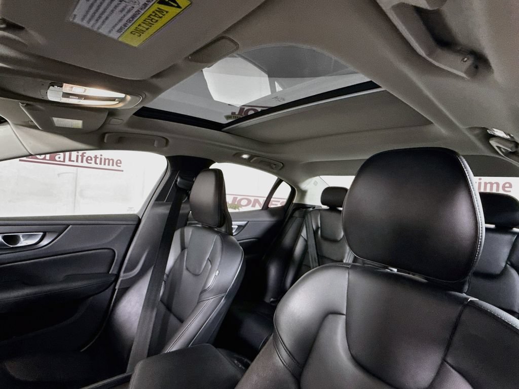 Used 2024 Volvo S60 B5 Core w/ Climate Package FWD image 10