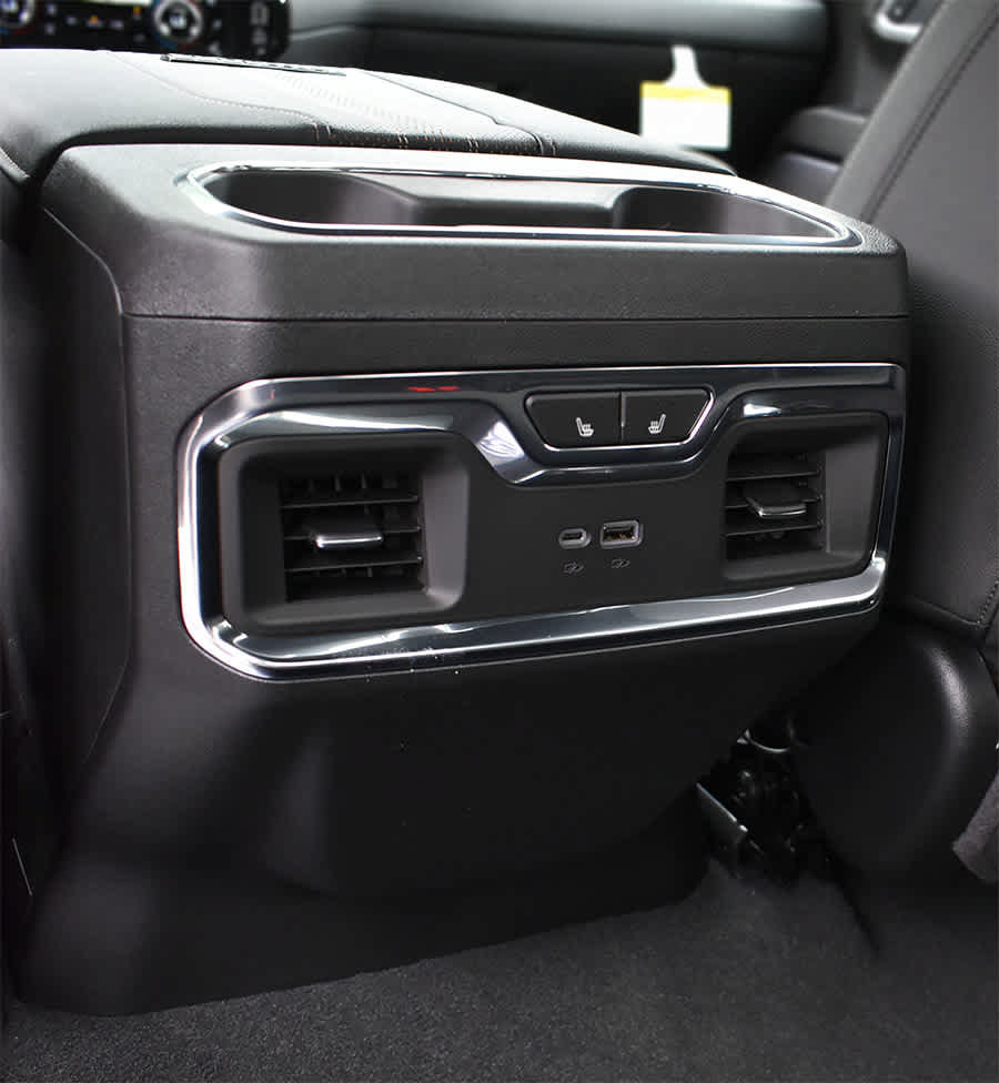 New 2026 Chevrolet Silverado 2500 High Country w/ High Country Premium Package AWD/4WD image 13