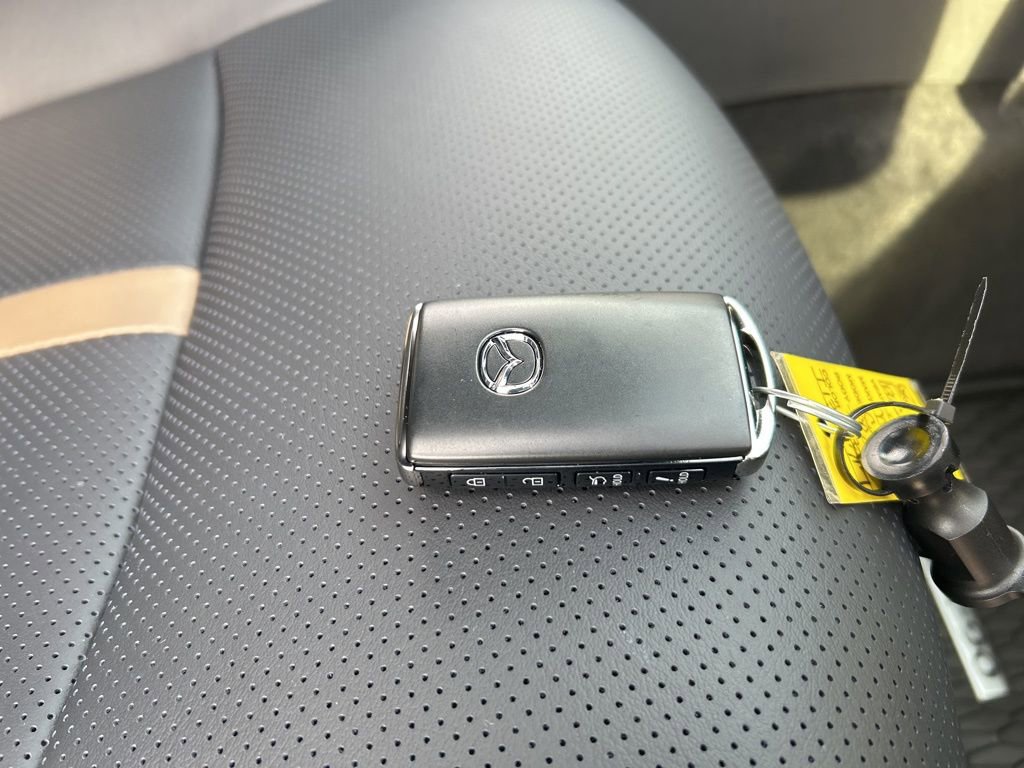 New 2026 MAZDA CX-90 3.3 Turbo w/ Premium Plus Pkg image 26