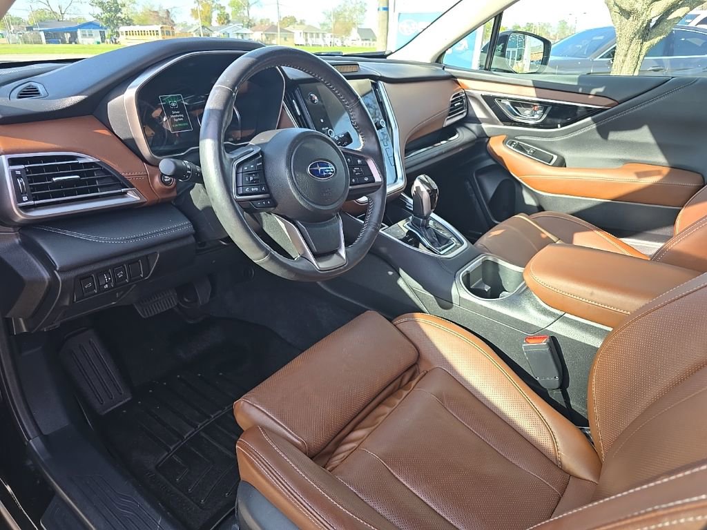 Used 2023 Subaru Outback Touring image 12