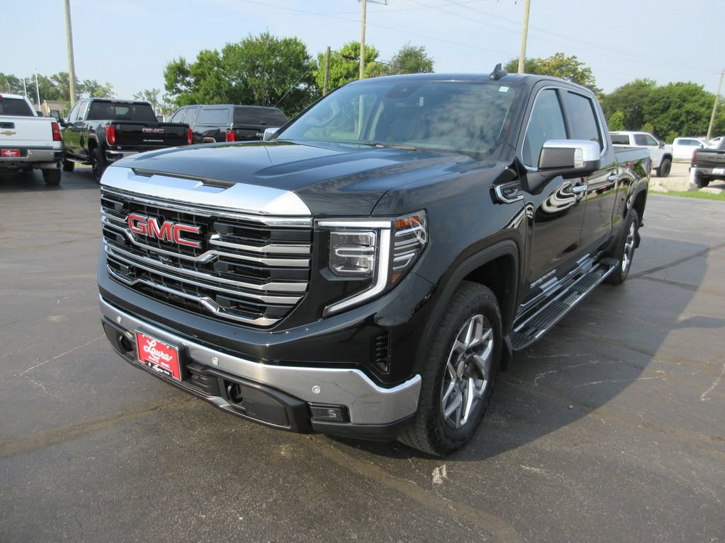 Certified 2023 GMC Sierra 1500 SLT w/ SLT Premium Plus Package AWD/4WD image 11