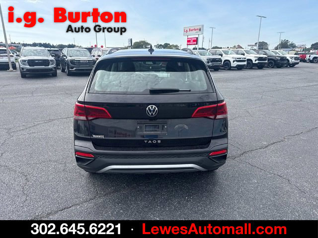 Used 2024 Volkswagen Taos S FWD image 4