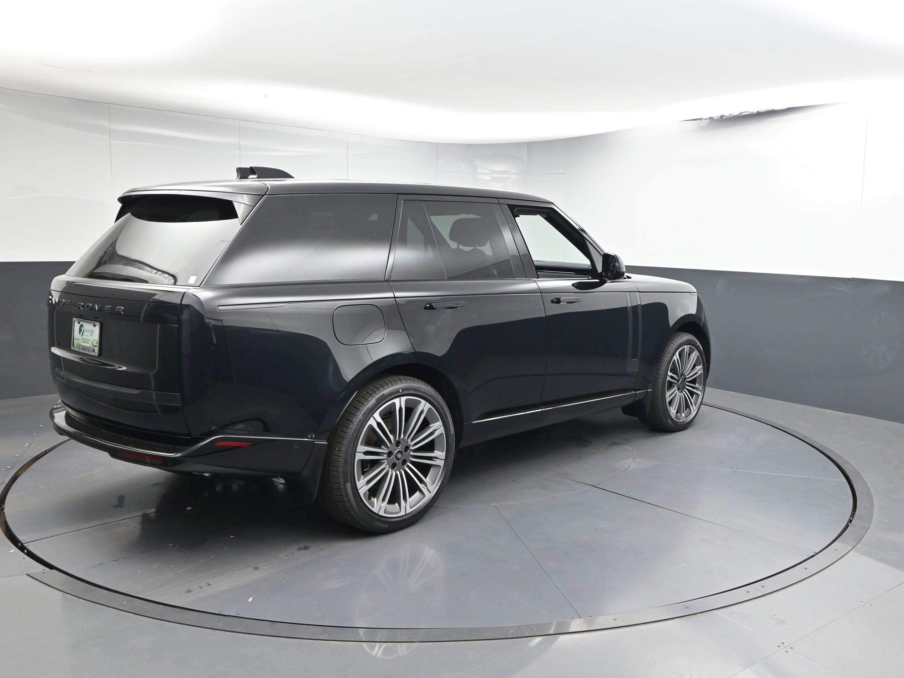 New 2025 Land Rover Range Rover SE image 21