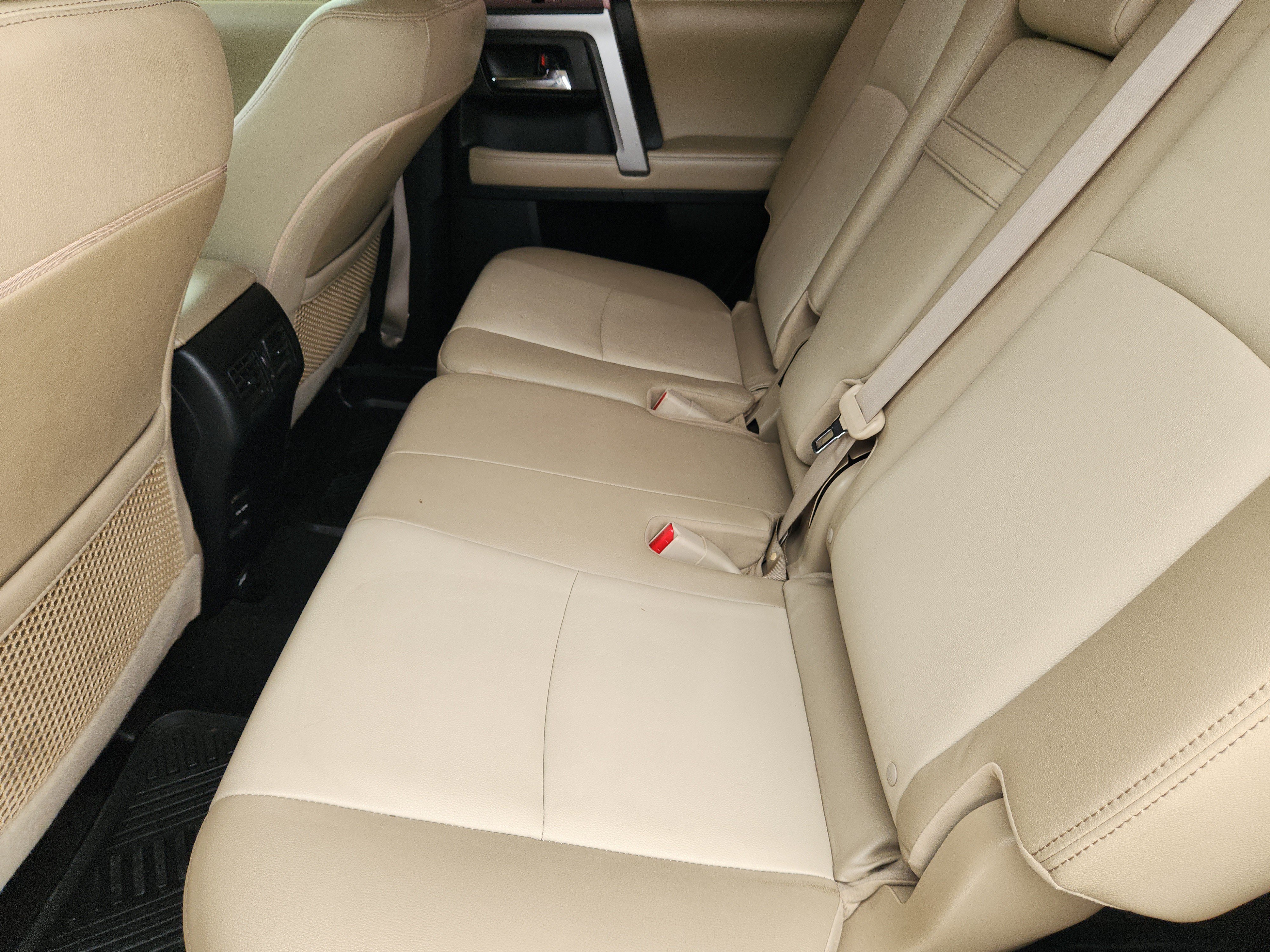 Used 2019 Toyota 4Runner SR5 Premium AWD/4WD image 31
