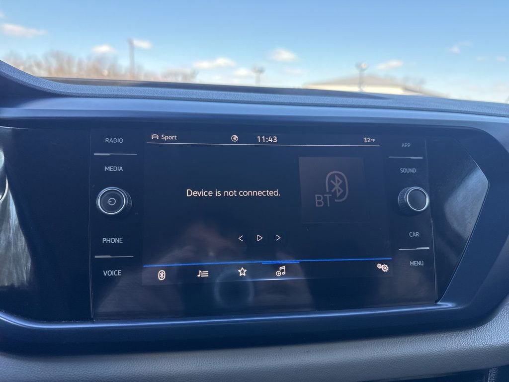 Used 2023 Volkswagen Taos SE image 26