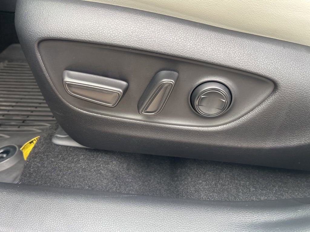 Used 2025 Toyota RAV4 XLE Premium w/ Weather Package image 22
