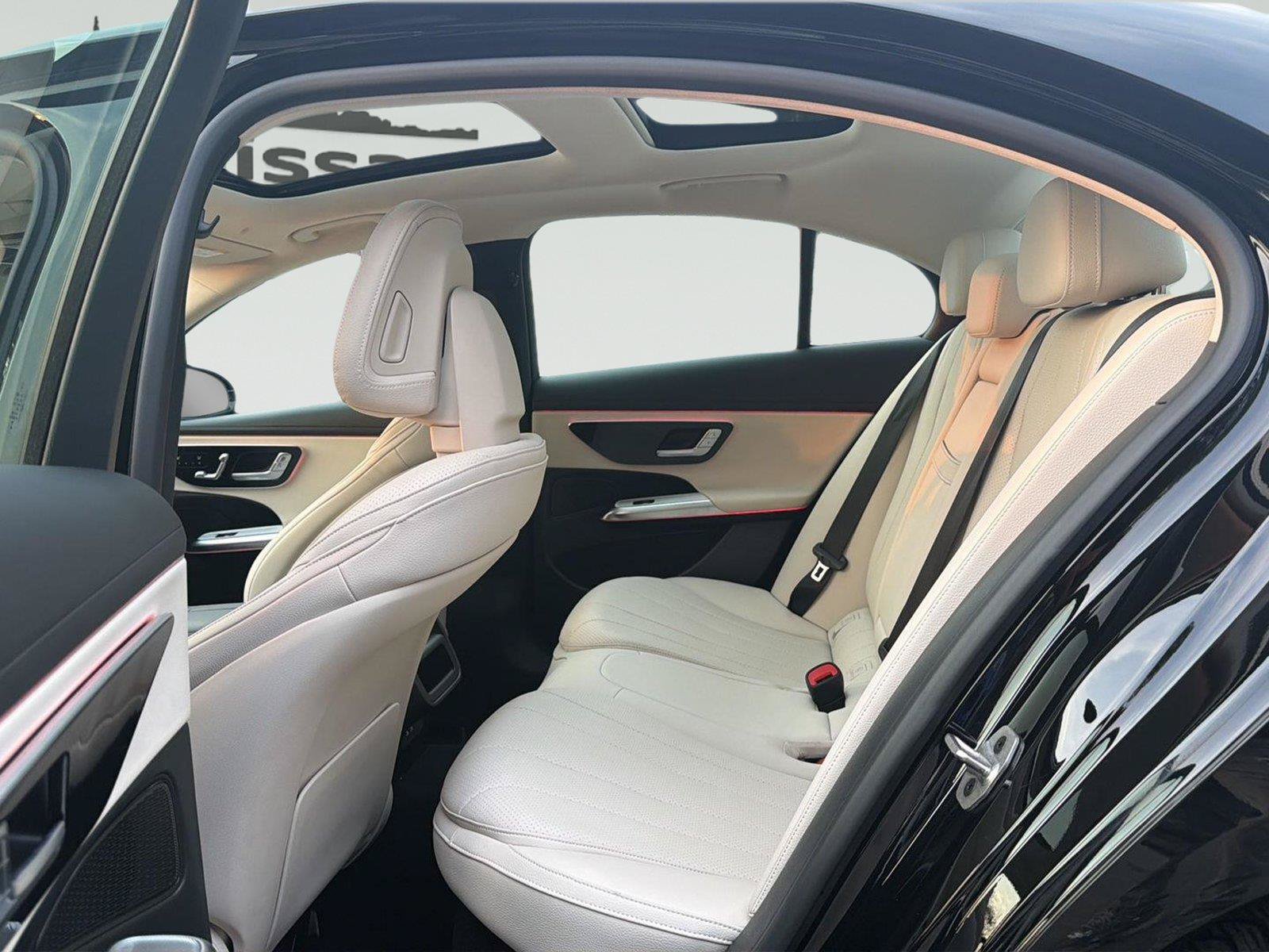 Used 2025 Mercedes-Benz E 350 4MATIC Sedan w/ Winter Package image 28