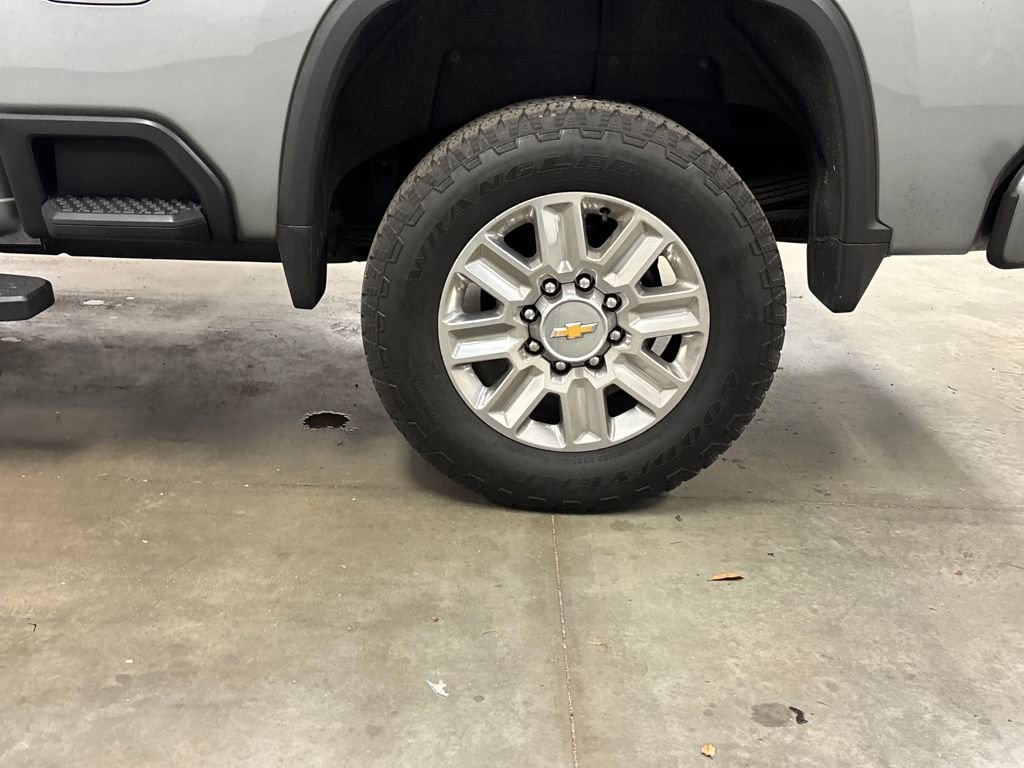 Certified 2024 Chevrolet Silverado 2500 High Country image 17