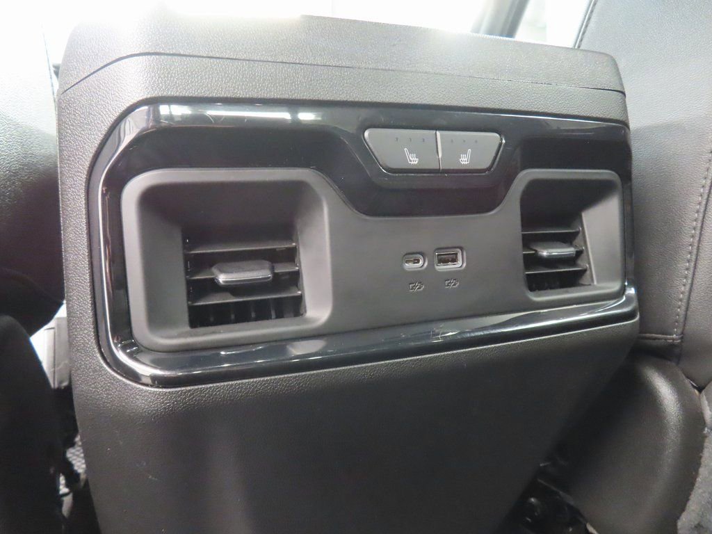 Used 2022 GMC Sierra 1500 AT4 w/ AT4 Premium Package AWD/4WD image 11