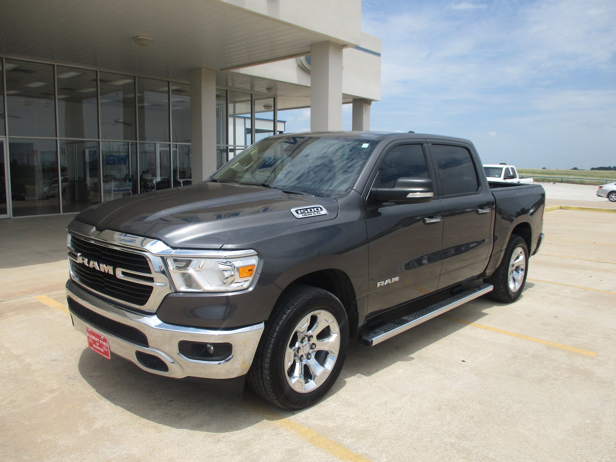 Used 2020 RAM 1500 Big Horn AWD/4WD image 2