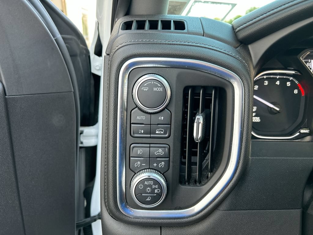 Used 2020 GMC Sierra 1500 SLT w/ SLT Premium Plus Package AWD/4WD image 18