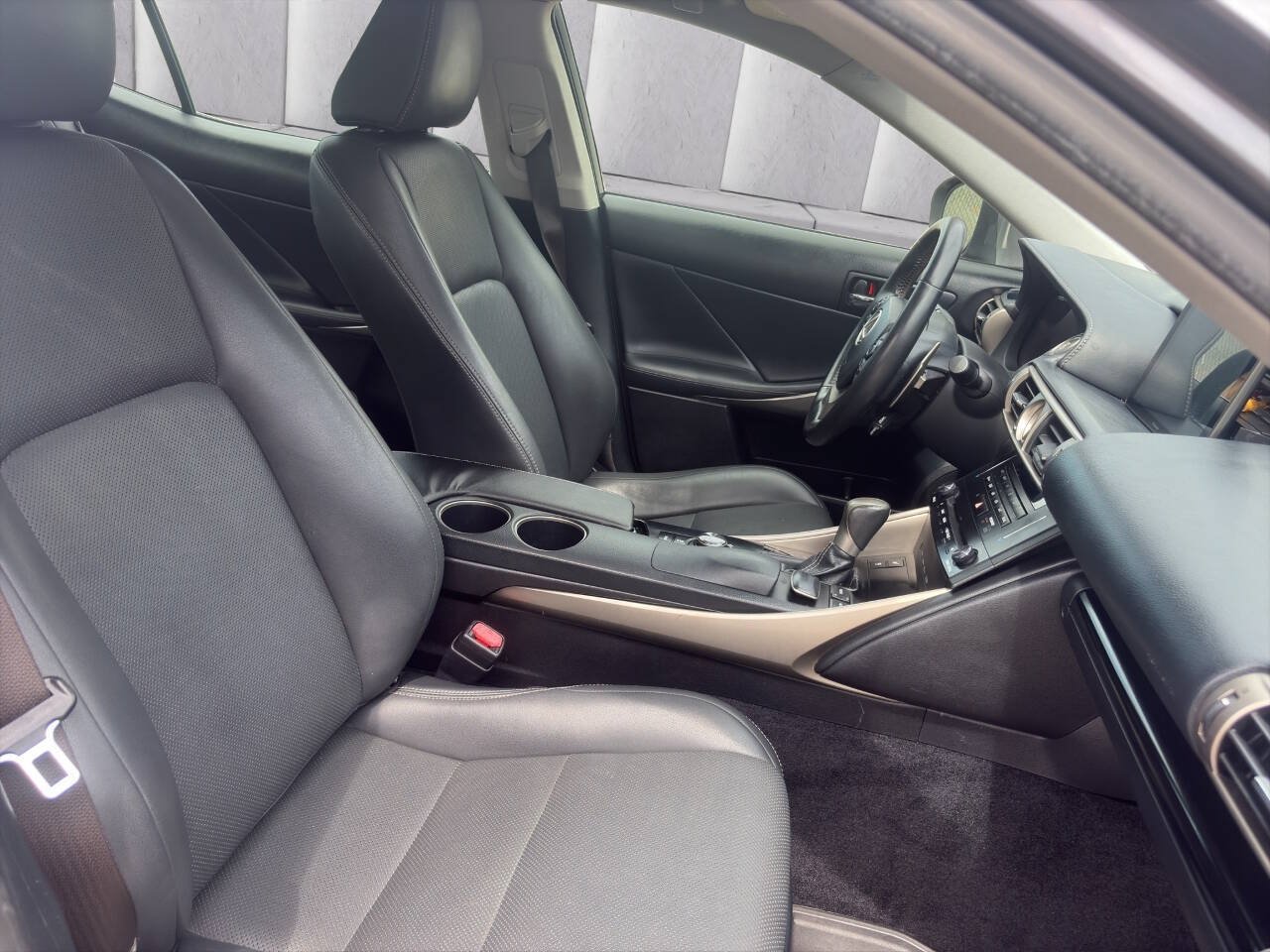 Used 2014 Lexus IS 250 AWD w/ Navigation Package image 15