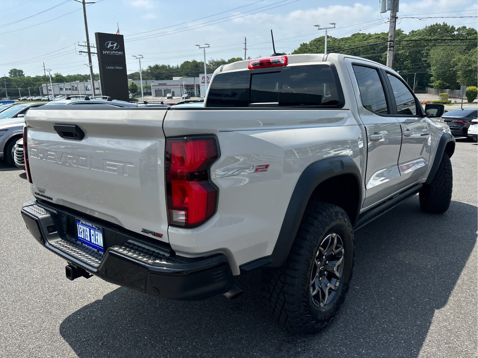 Certified 2026 Chevrolet Colorado ZR2 w/ Technology Package AWD/4WD image 28