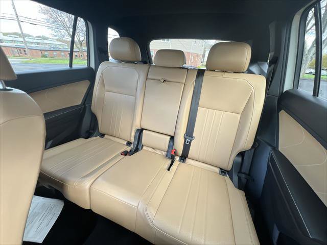 Certified 2022 Volkswagen Tiguan SE R-Line AWD/4WD image 22