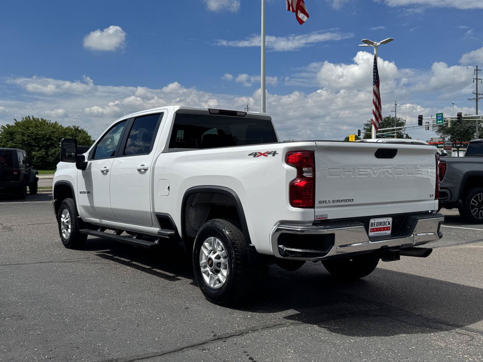 Used 2023 Chevrolet Silverado 2500 LT w/ Snow Plow Prep/Camper Package AWD/4WD image 5