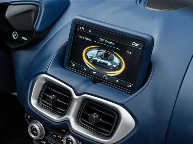 Used 2023 Aston Martin V8 Vantage Roadster image 39