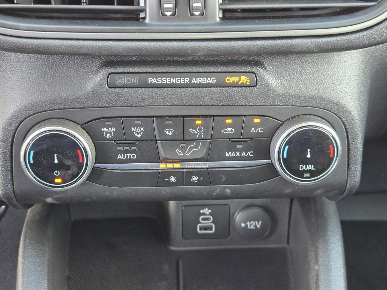 Used 2025 Ford Escape Active image 14