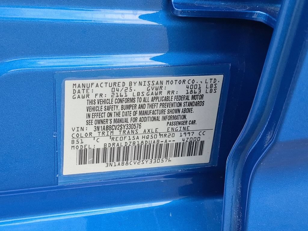 Used 2025 Nissan Sentra SV w/ SV Premium Package FWD image 30