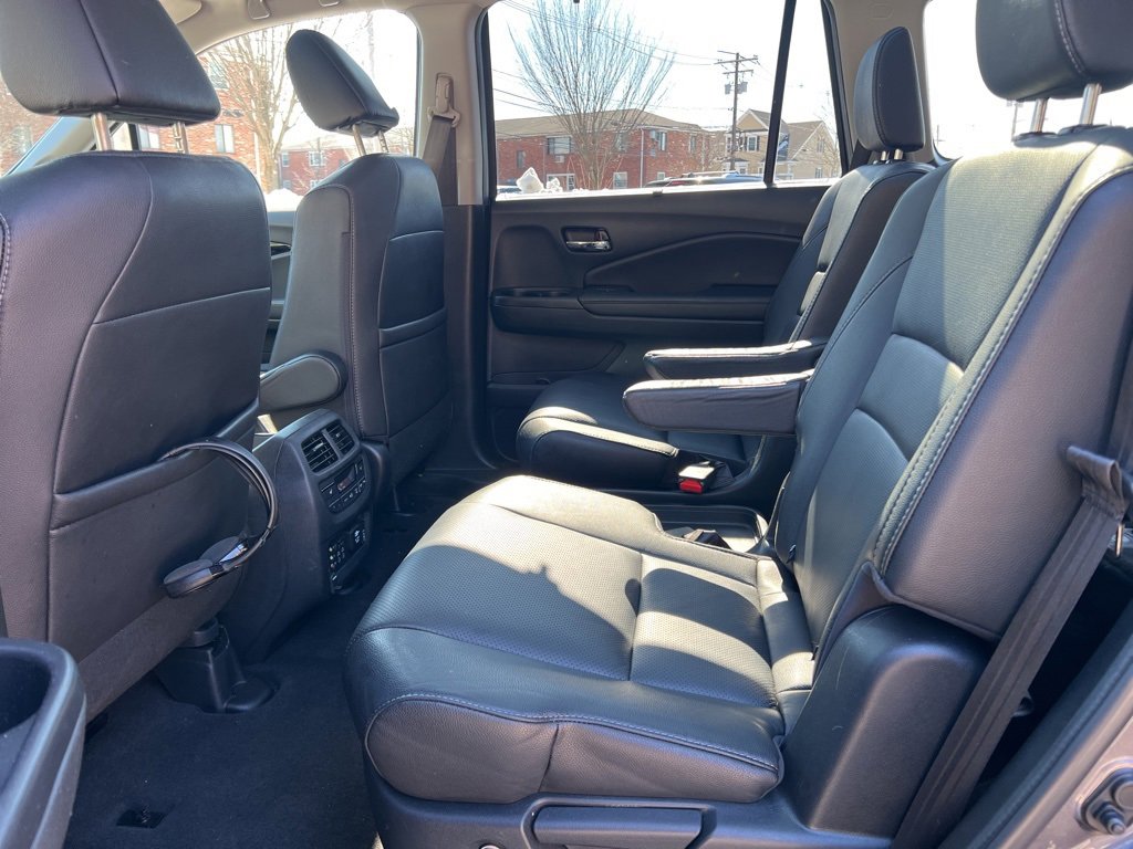 Used 2017 Honda Pilot Elite image 25