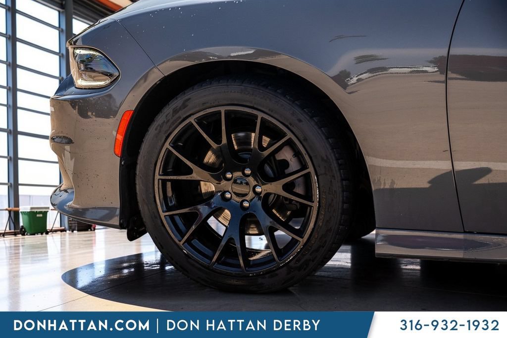 Used 2017 Dodge Charger R/T RWD image 34