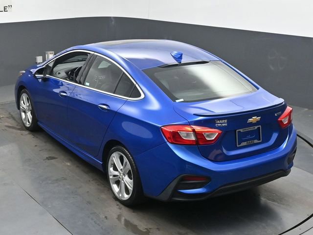 Used 2018 Chevrolet Cruze Premier FWD image 38