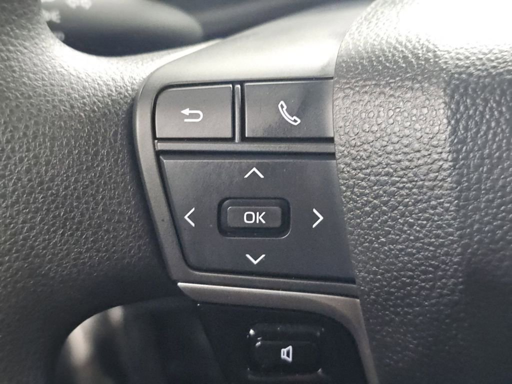 Used 2025 Toyota Camry LE FWD image 13