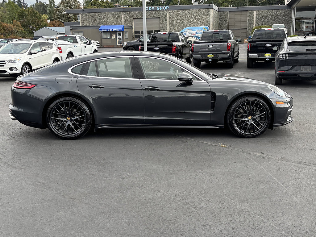 Used 2017 Porsche Panamera 4S AWD/4WD image 4