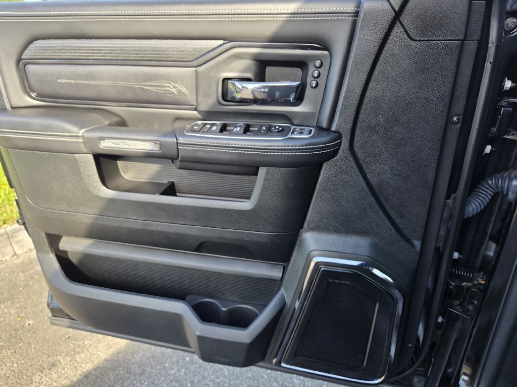 Used 2024 RAM 2500 Limited AWD/4WD image 20