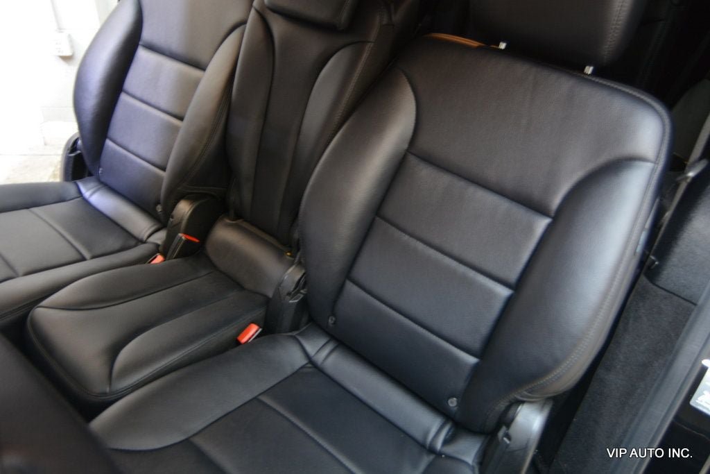 Used 2012 Mercedes-Benz R 350 BlueTEC 4MATIC image 24