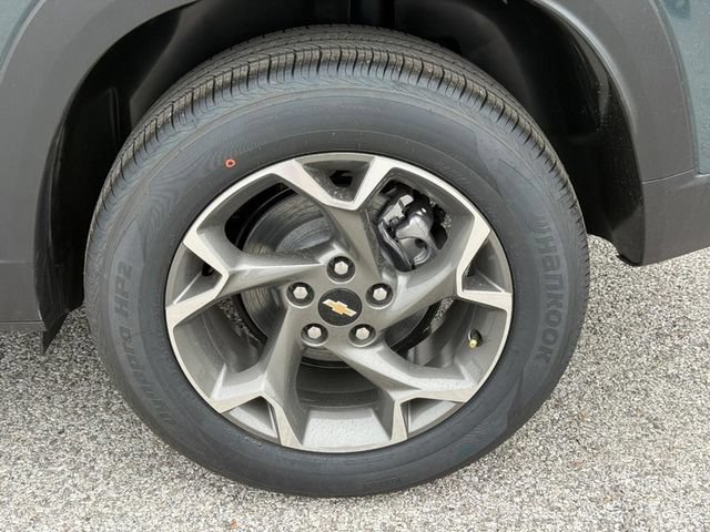 New 2026 Chevrolet Trax LT FWD image 4