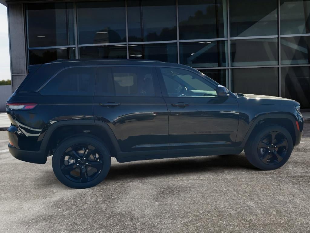 New 2026 Jeep Grand Cherokee Limited w/ Limited Altitude Package RWD image 7