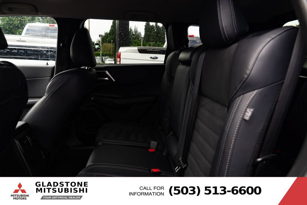 Used 2024 Mitsubishi Outlander SE FWD image 21