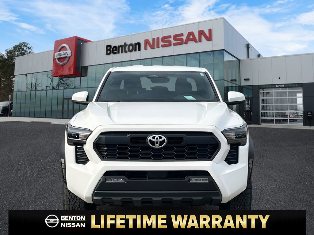 Used 2025 Toyota Tacoma TRD Off-Road image 13