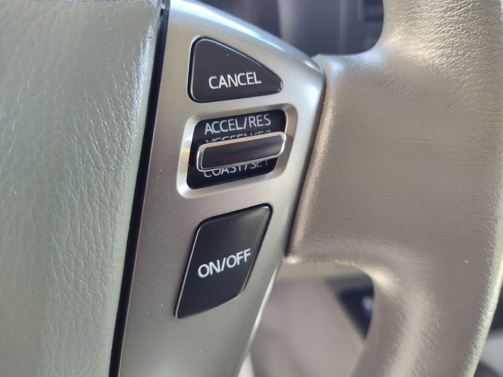 Used 2016 Nissan NV 3500 SV w/ SV Technology Package RWD image 32