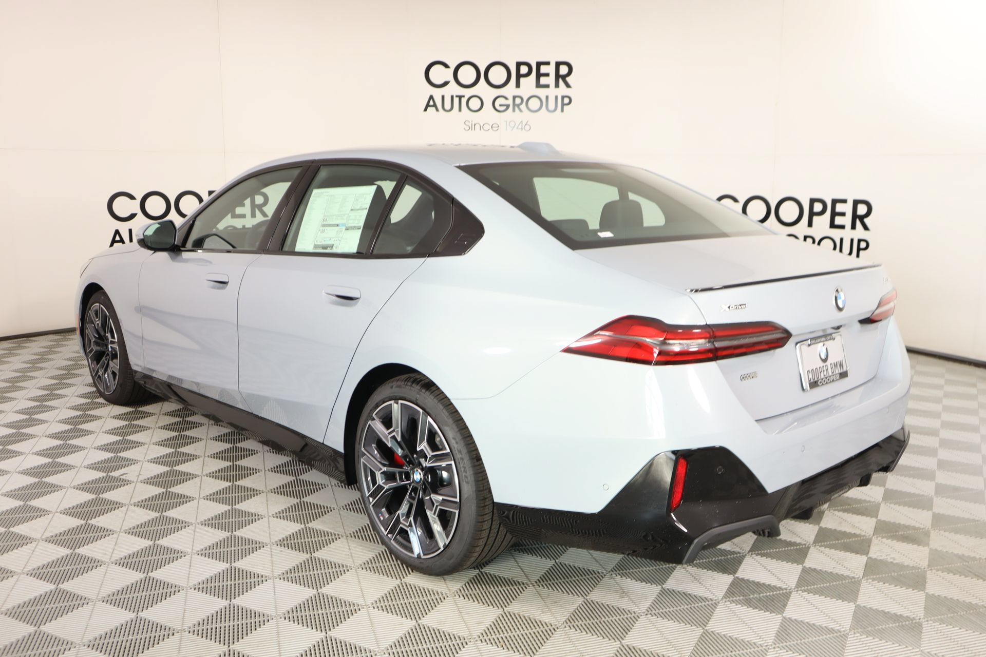 New 2026 BMW 530i xDrive w/ M Sport Package AWD/4WD image 24