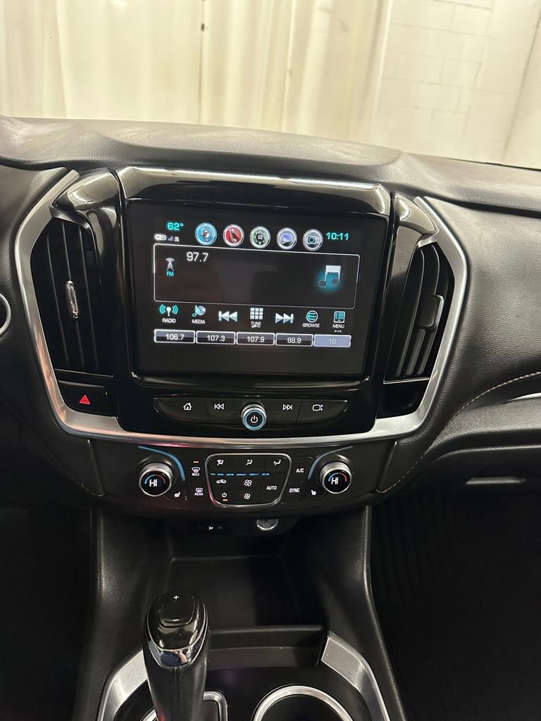 Used 2019 Chevrolet Traverse RS image 22