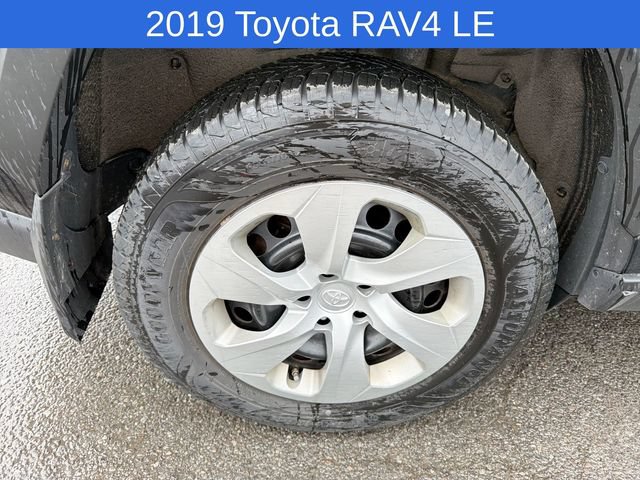 Used 2019 Toyota RAV4 LE w/ All Weather Liner Package AWD/4WD image 9