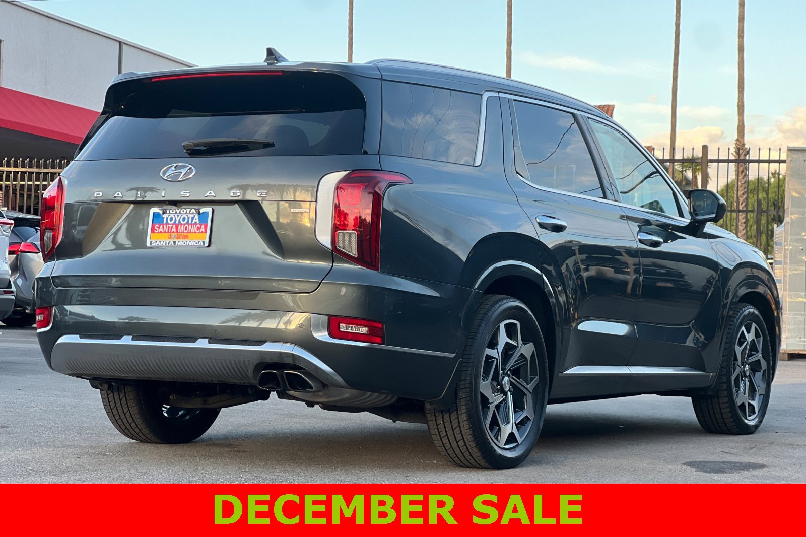 Used 2021 Hyundai Palisade Calligraphy w/ Cargo Package image 4