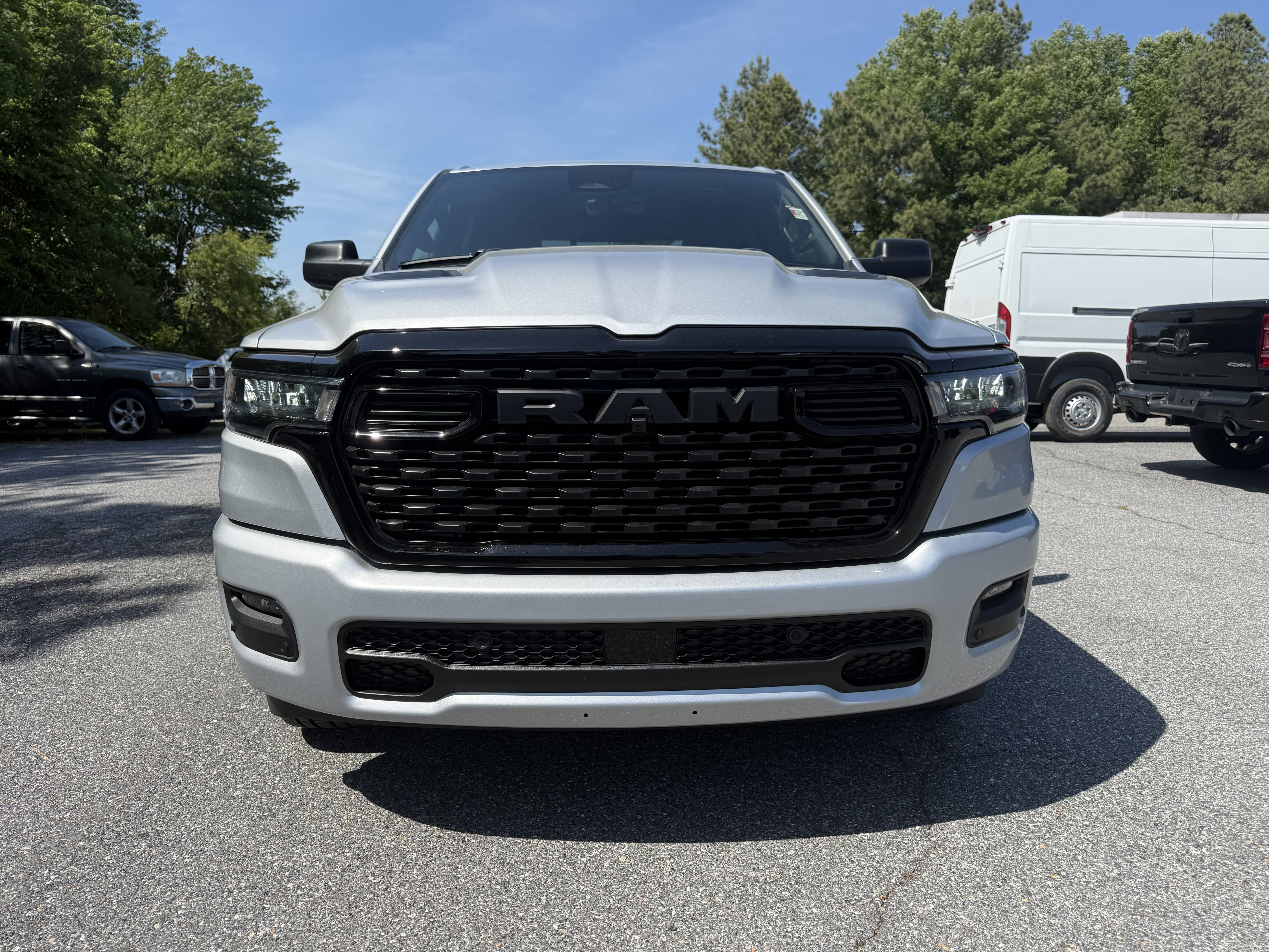 New 2026 RAM 1500 Express AWD/4WD image 2