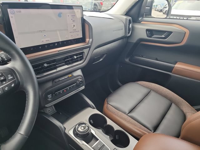 Used 2025 Ford Bronco Sport Outer Banks w/ Outer Banks Tech Package+ AWD/4WD image 21