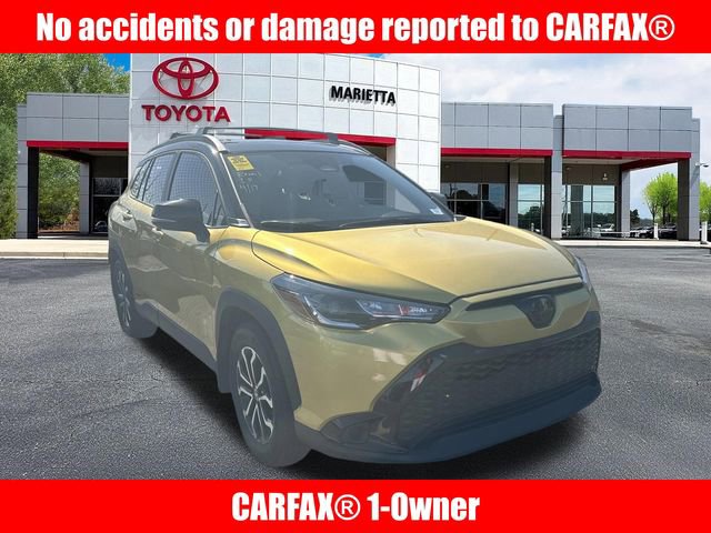 Used 2024 Toyota Corolla Cross AWD Hybrid w/ Moonroof Package image 2