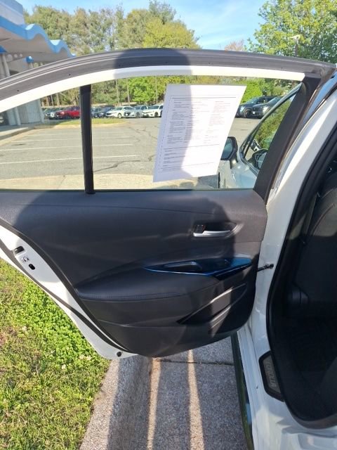 Used 2021 Toyota Corolla SE w/ Carpet Mat Package (TMS) FWD image 15