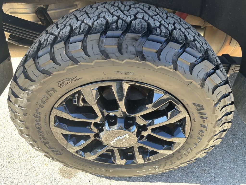 Used 2025 Chevrolet Silverado 2500 LT w/ Trail Boss Package AWD/4WD image 14
