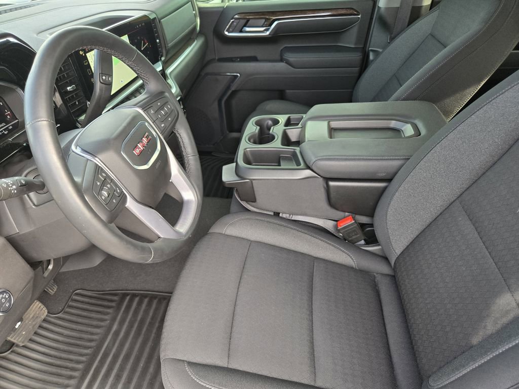 Used 2025 GMC Sierra 1500 Elevation image 8