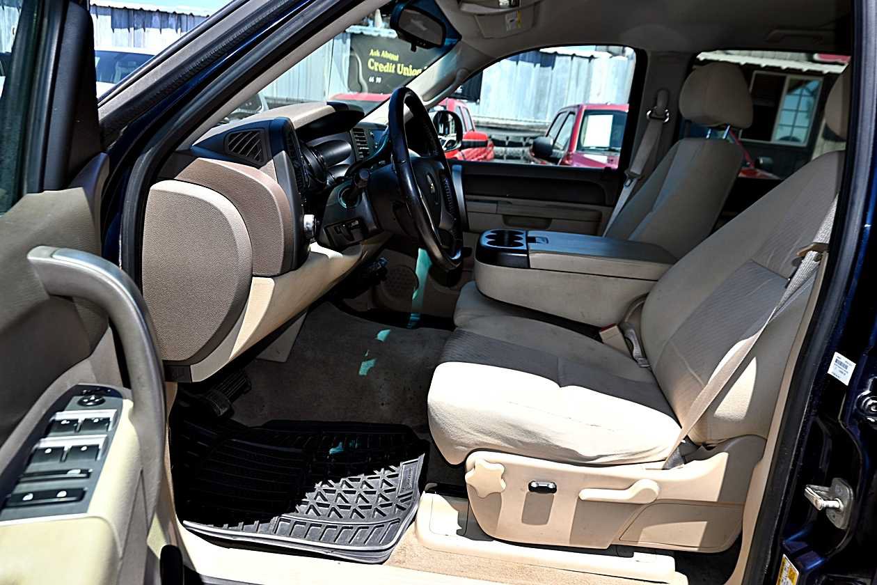 Used 2012 Chevrolet Silverado 1500 LT w/ All-Star Edition RWD image 13