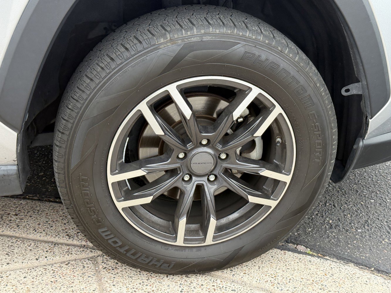 Used 2020 Toyota RAV4 LE w/ All Weather Liner Package image 28